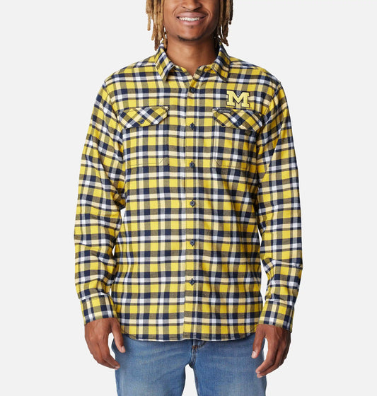 Men's Collegiate Flare Gun Flannel Long Sleeve Shirt - Michigan